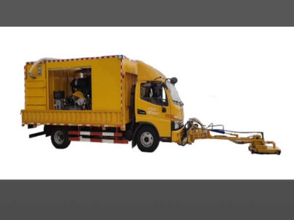 机场跑道除线除胶车